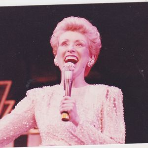 Meet your Posher, Deegee